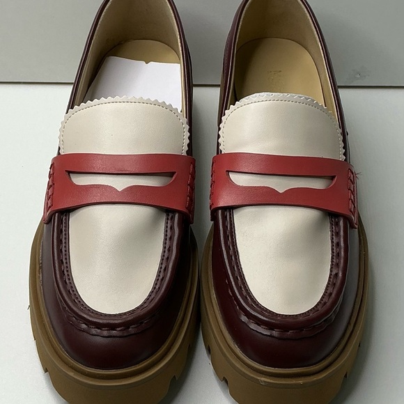 Women's Michael Kors Leather Holland Lug Loafers Brand New Slip 5M New - Picture 1 of 8